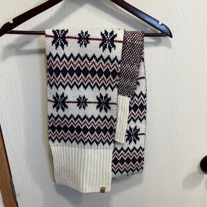 Timberland Ivory Fair Isle Scarf with Navy & Brown Accents